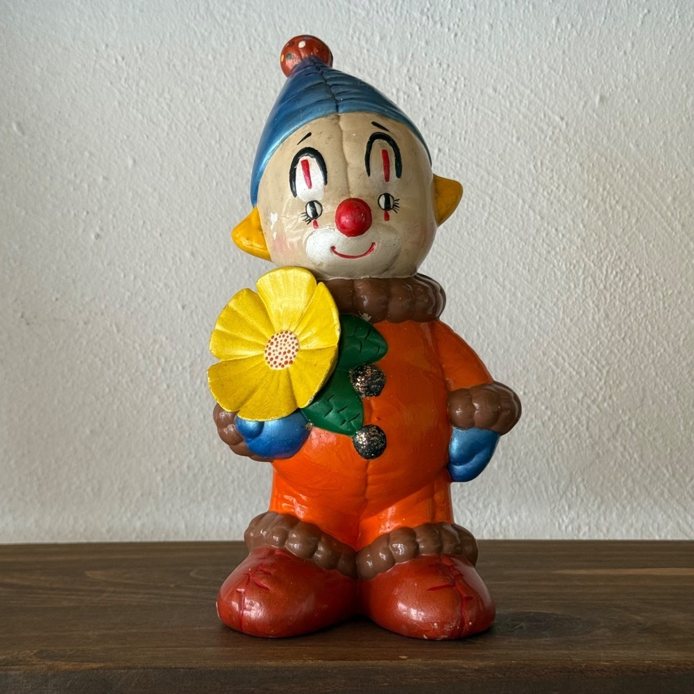 Vintage Clown Chalkware Figurine‎ Flower Retro Kitsch Decor